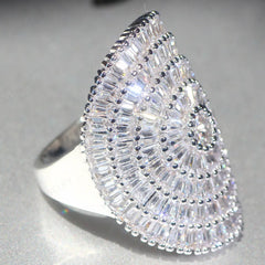 Gorgeous Luxury Platinum Plated Natural Moissanite Gemstones Zircon Ring for Women