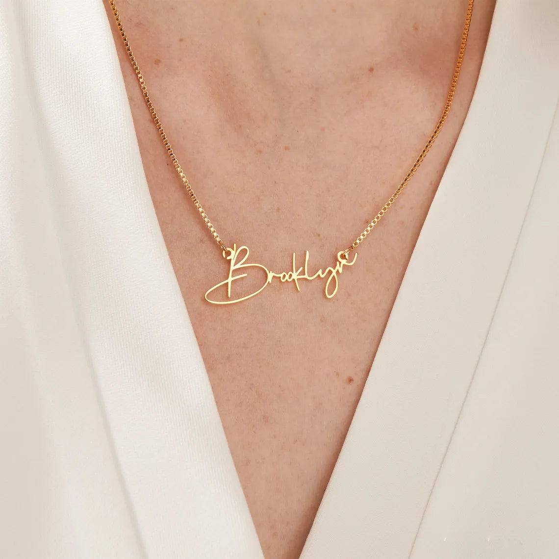 Exquisite 18K Rose Gold Plated - Personalized Name Necklace