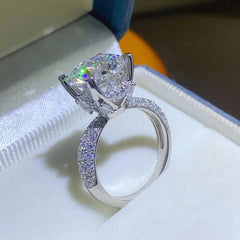 Luxury Brilliant 5CT VVS1/D Moissanite Ring for Women GRA Certificate