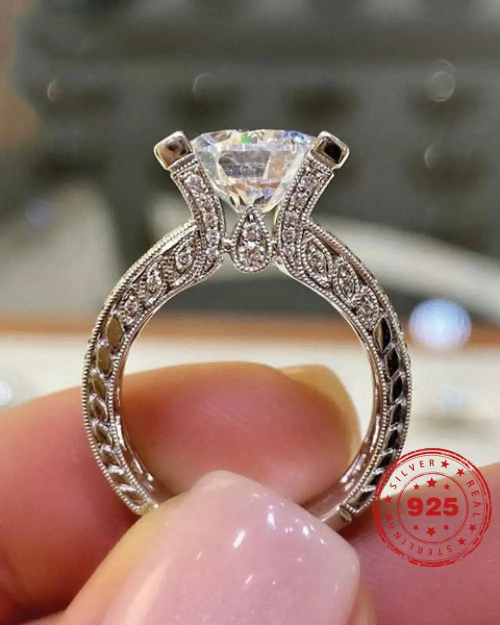 Exquisite Vintage Natural Cubic Zirconia Ring for Women