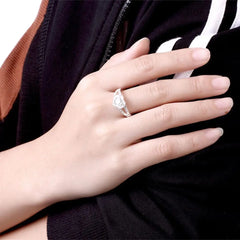 Gorgeous 925 Sterling Silver Romantic Hear Crystal Ring