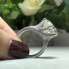 Luxury Brilliant 5CT VVS1 Lab Created Moissanite Wedding Ring GRA Certificate