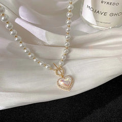 Elegant Heart Shaped Pearl Crystal Butterfly Beads Necklace for Women