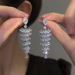 Exquisite Luxury Geometric Sparkling Dangle Drop Earrings