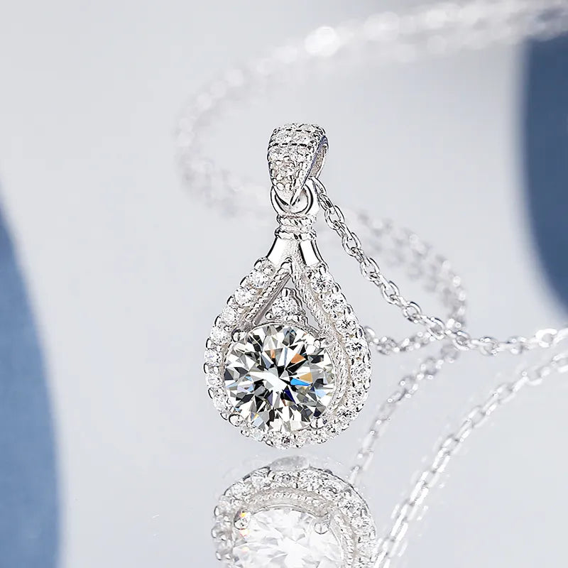 Exquisite Brilliant VVS1 and D Color Moissanite Diamond Pendant Necklace | GRA Certificate