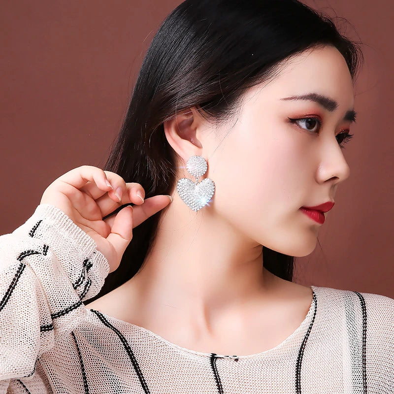 Exquisite Fashion Dazzling Rhinestones Heart Earrings