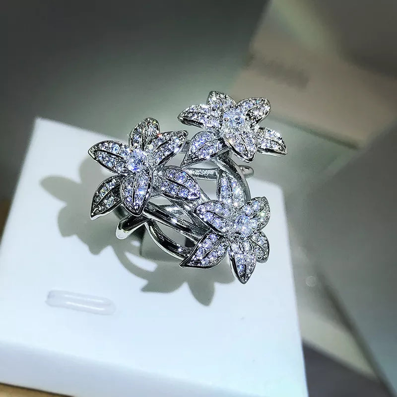 Luxury Sparkling 925 Silver Pear Shape Flower Zircon Rings